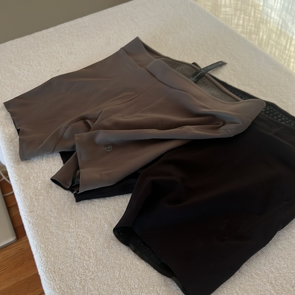 Men’s lululemon athletic with anti roll down waist band - Picture 2 of 3